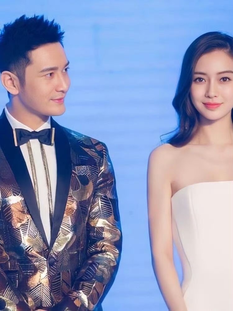 One karaoke lyric and suddenly everyone's digging up an ex like it's a treasure hunt. Newsflash people moved on Stop turning private history into clickbait theater - 图片1