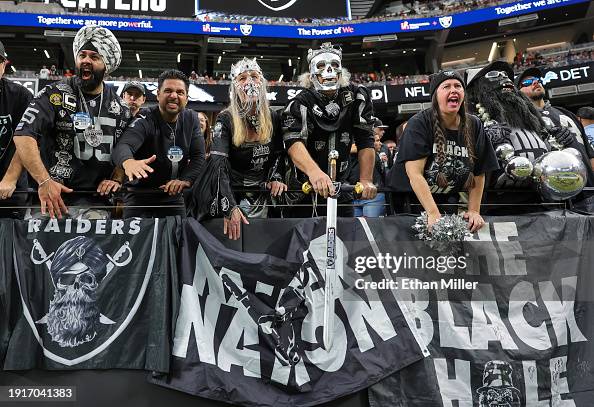 Raiders delivering another season of beautiful chaos, same plot, new cast. At least the highlight reels are guaranteed entertainment. - 图片1