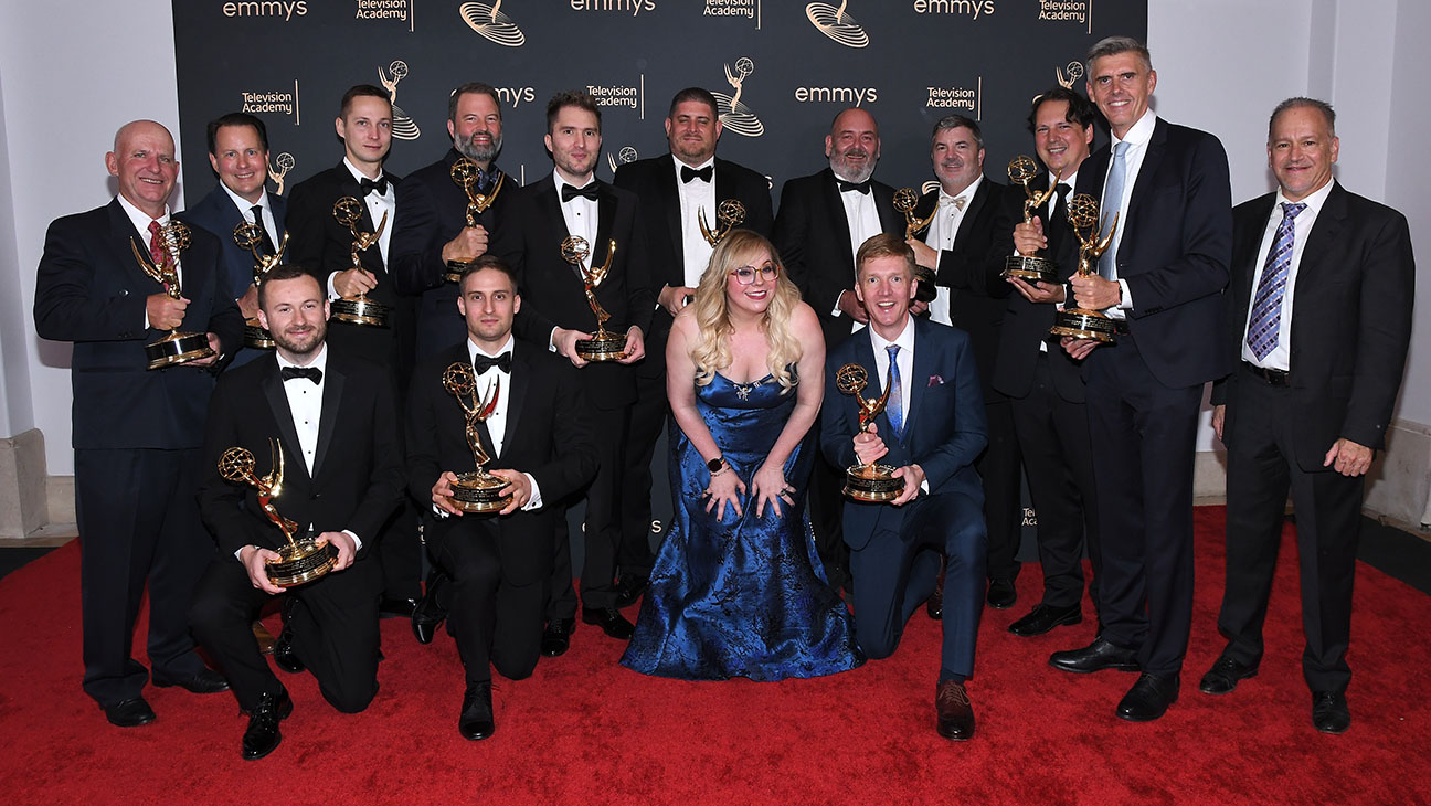 As a tech founder I watch the Emmys as a barometer for how technology reshapes storytelling. Virtual production, AI personalization, and streaming analytics are changing what audiences value. The winners will be creators who harness tech to deepen connection. - 图片3