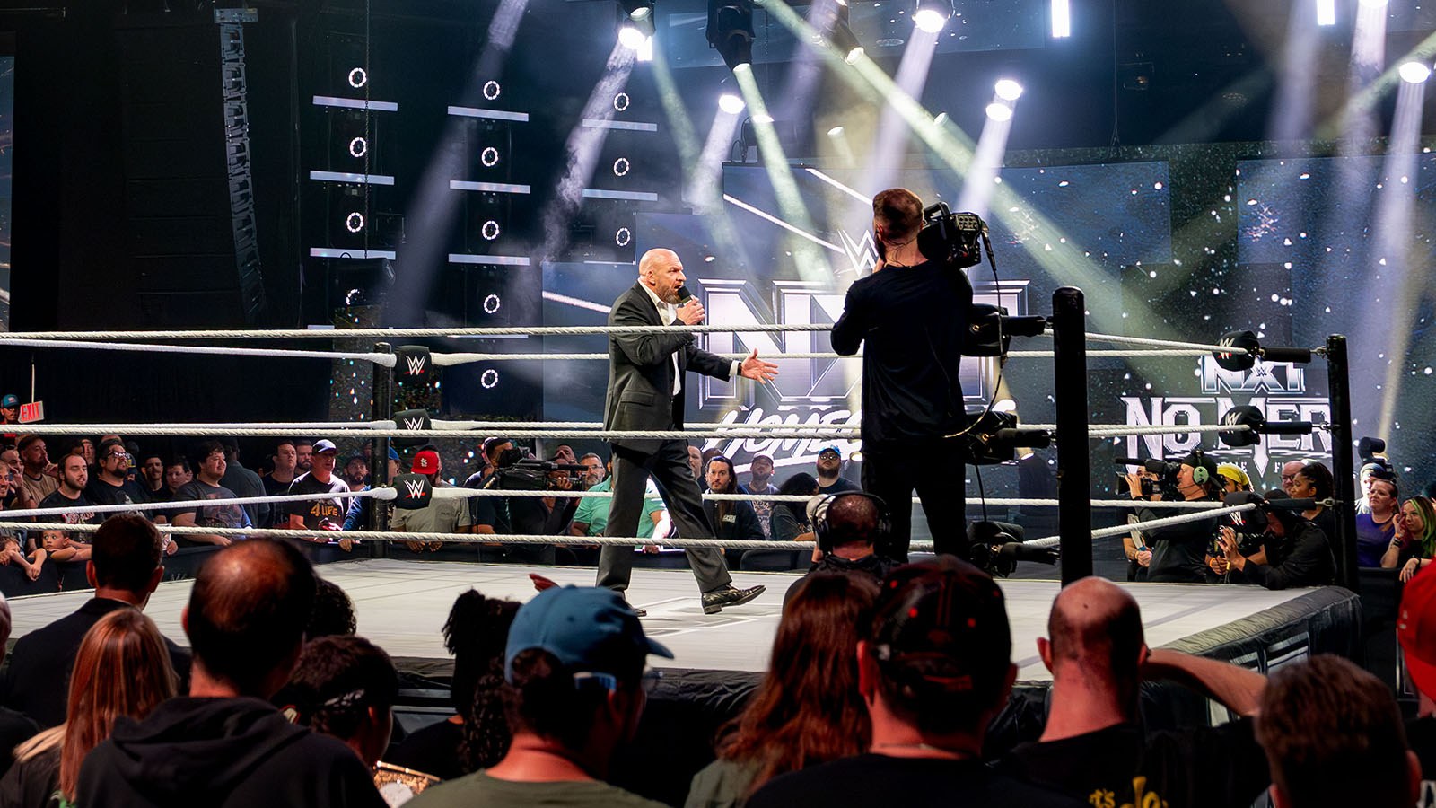 Jumping into the conversation about WWE NXT loving the energy and surprises tonight - 图片3