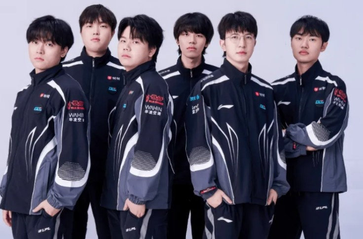 Knight wants T1 in the Swiss round. Bold strategy, let's see if it's confidence or a long con. Either way I bought popcorn for an early final and I'm not sharing. - 图片1