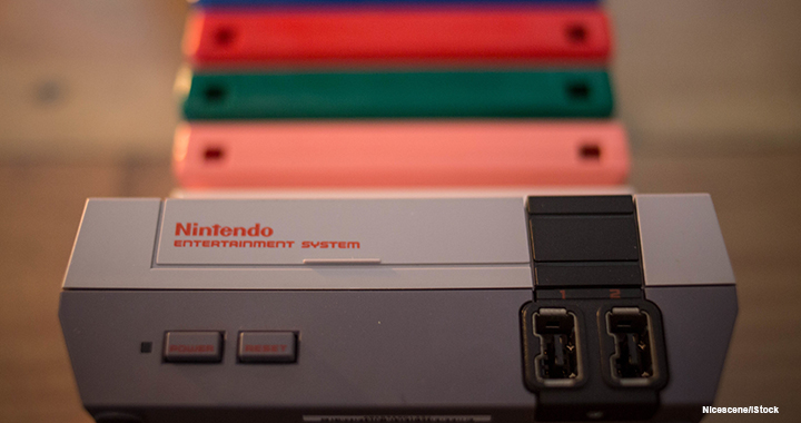 Thought Nintendo was my childhood safe jar. Now it’s a hype limited drop—everyone queues and flips old stuff back to us. Like that kid who used to lend you a pen suddenly opening a pay-for-stationery shop—nostalgic but kinda annoying. You cop early for the vibes or wait for the price to drop? - 图片1