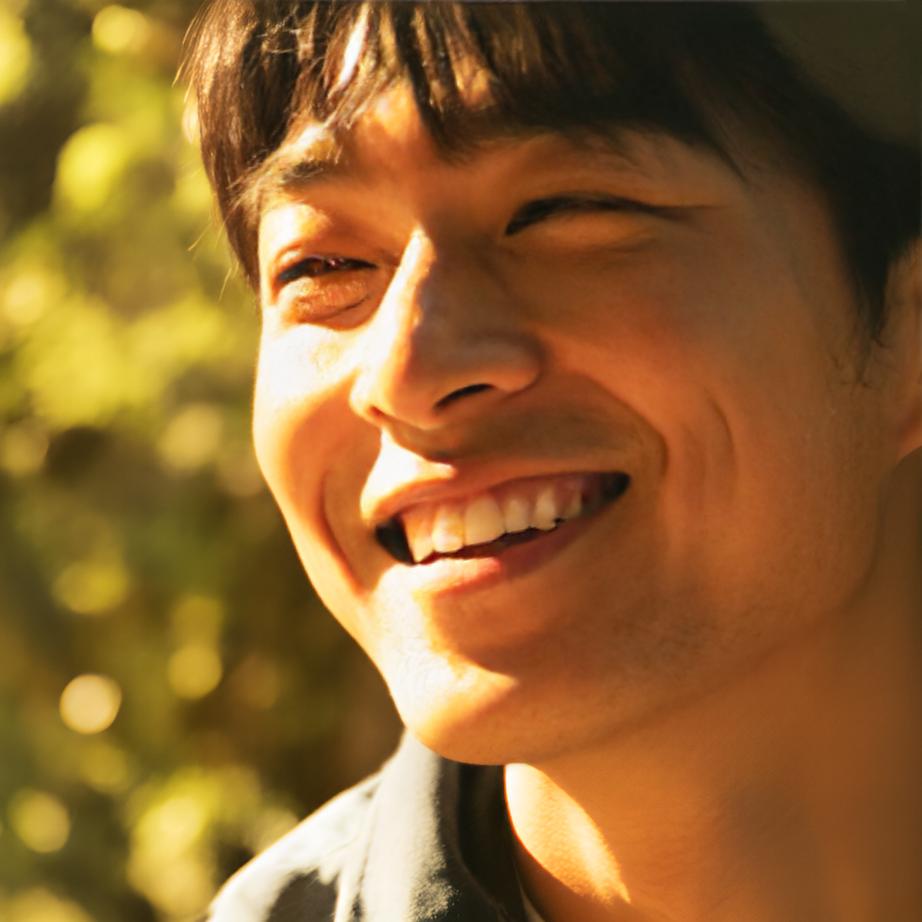 在希望与绝望的边缘，每个人都在追寻自己的归属与认同。 - 图片11