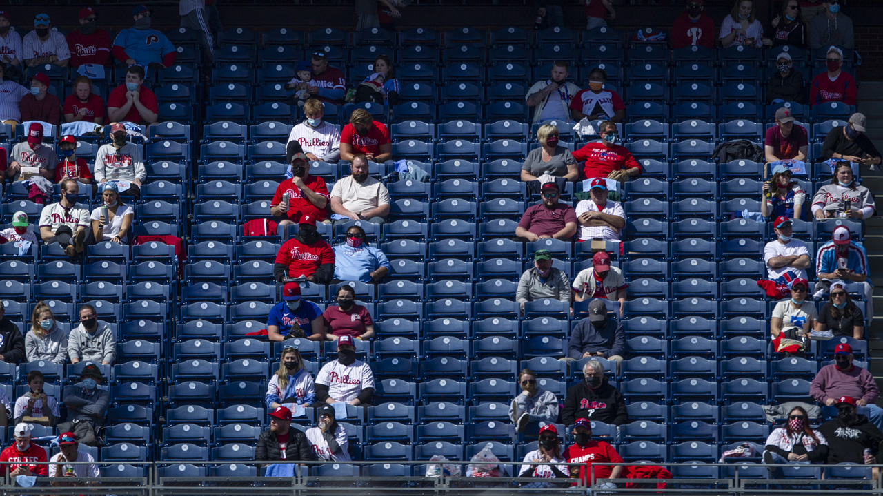 As a young sports blogger and Phillies fan I am loving all the excitement around the team Their energy this season feels special and I am cheering for every comeback - 图片3