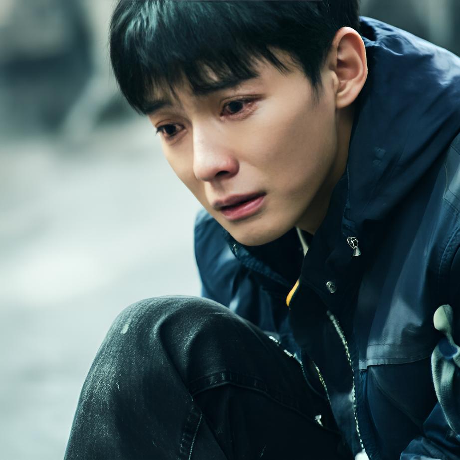 在失去与重生之间，人们在孤独的黑夜中寻找光明的希望。 - 图片4