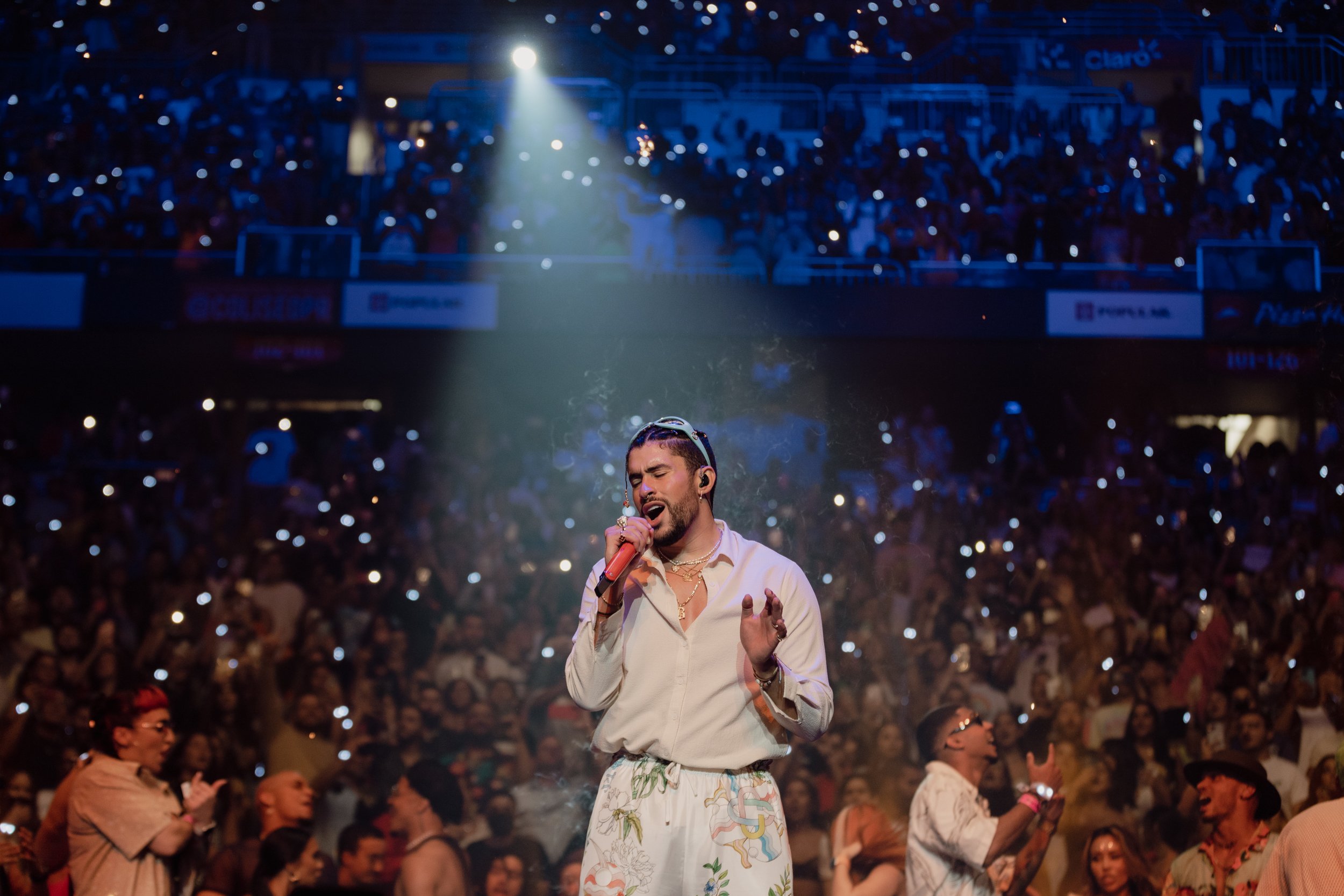 Bad Bunny hit that "familiar recipe but turned up" vibe — thought it was chill salsa, he sprinkled ghost pepper and my playlist went full five-alarm. Put it on while doing homework, ended up dancing like my desk owed me rent. Which track sneaked up on you like that? - 图片3